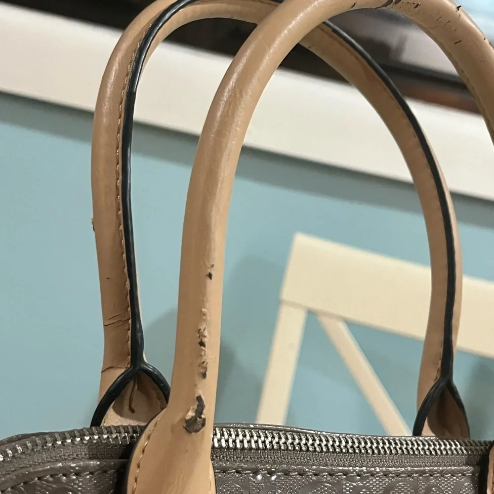 Guess monogram bag, taupe